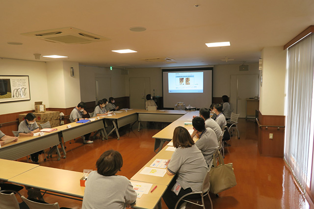 「介護研修」「運営推進会議」